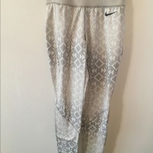 Nike Pants - Fitness leggings Nike Pants - Fitness leggings